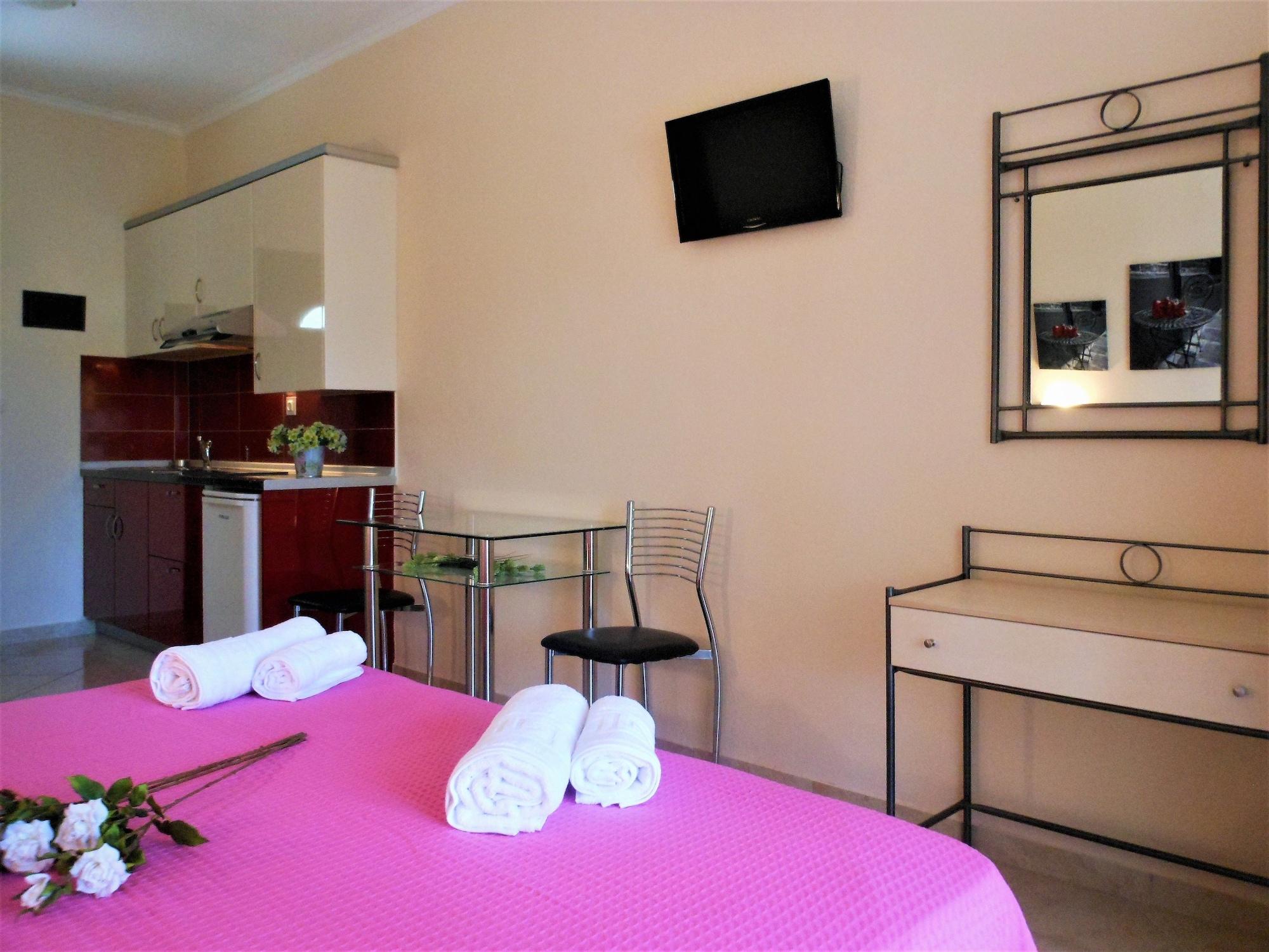 Ziogas Luxury Apartments Dassia  Esterno foto
