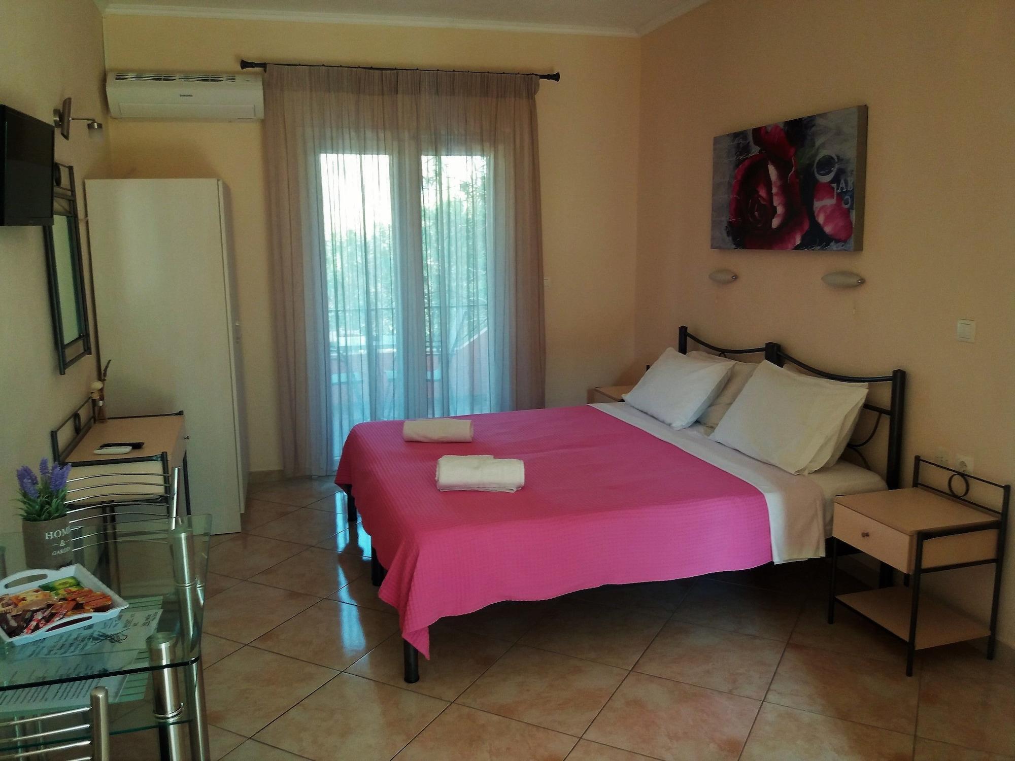 Ziogas Luxury Apartments Dassia  Esterno foto