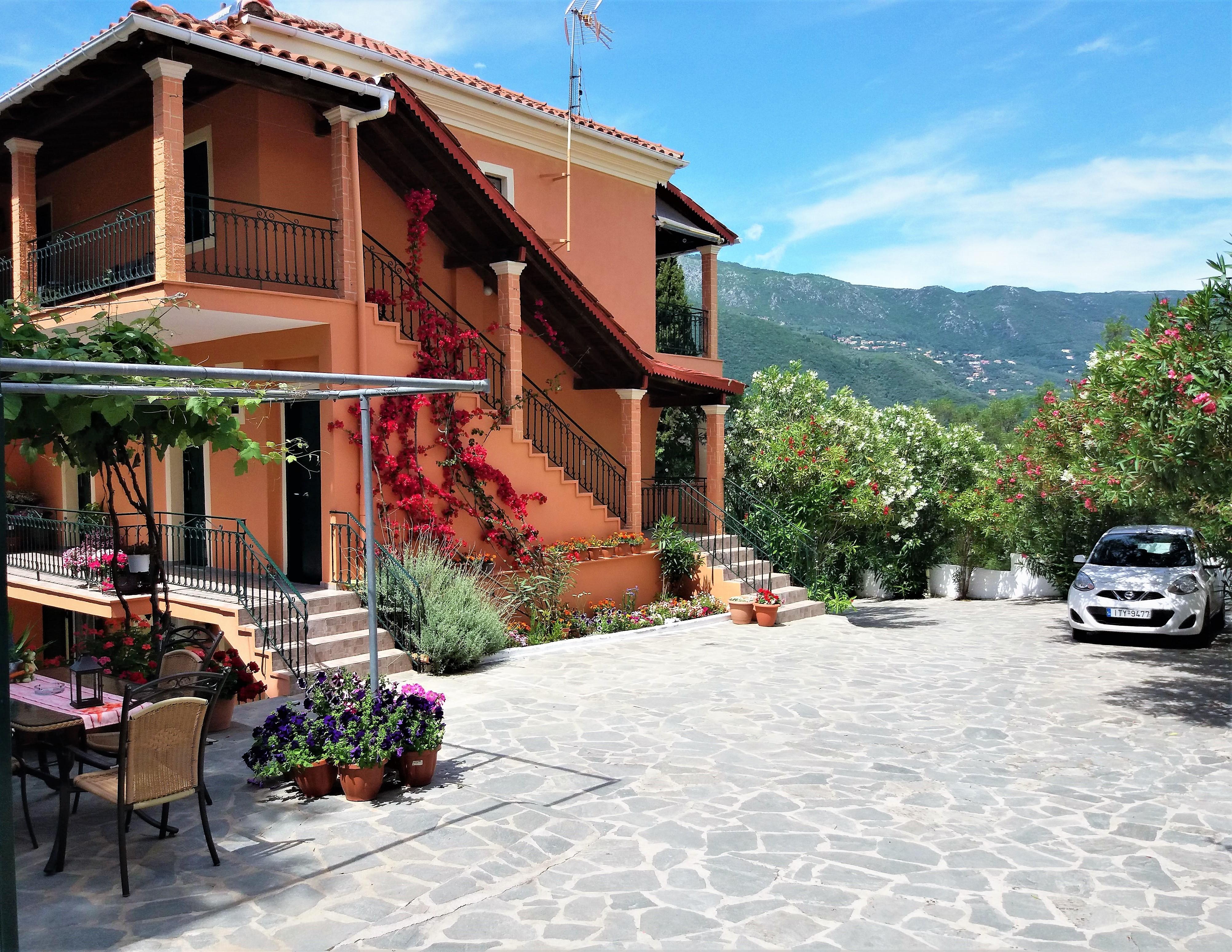 Ziogas Luxury Apartments Dassia  Esterno foto