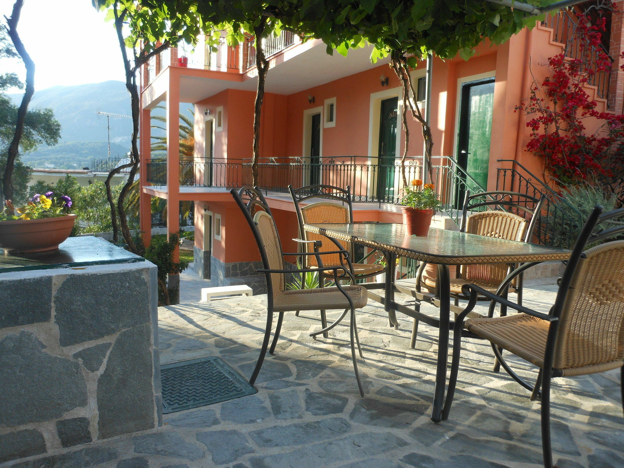 Ziogas Luxury Apartments Dassia  Esterno foto