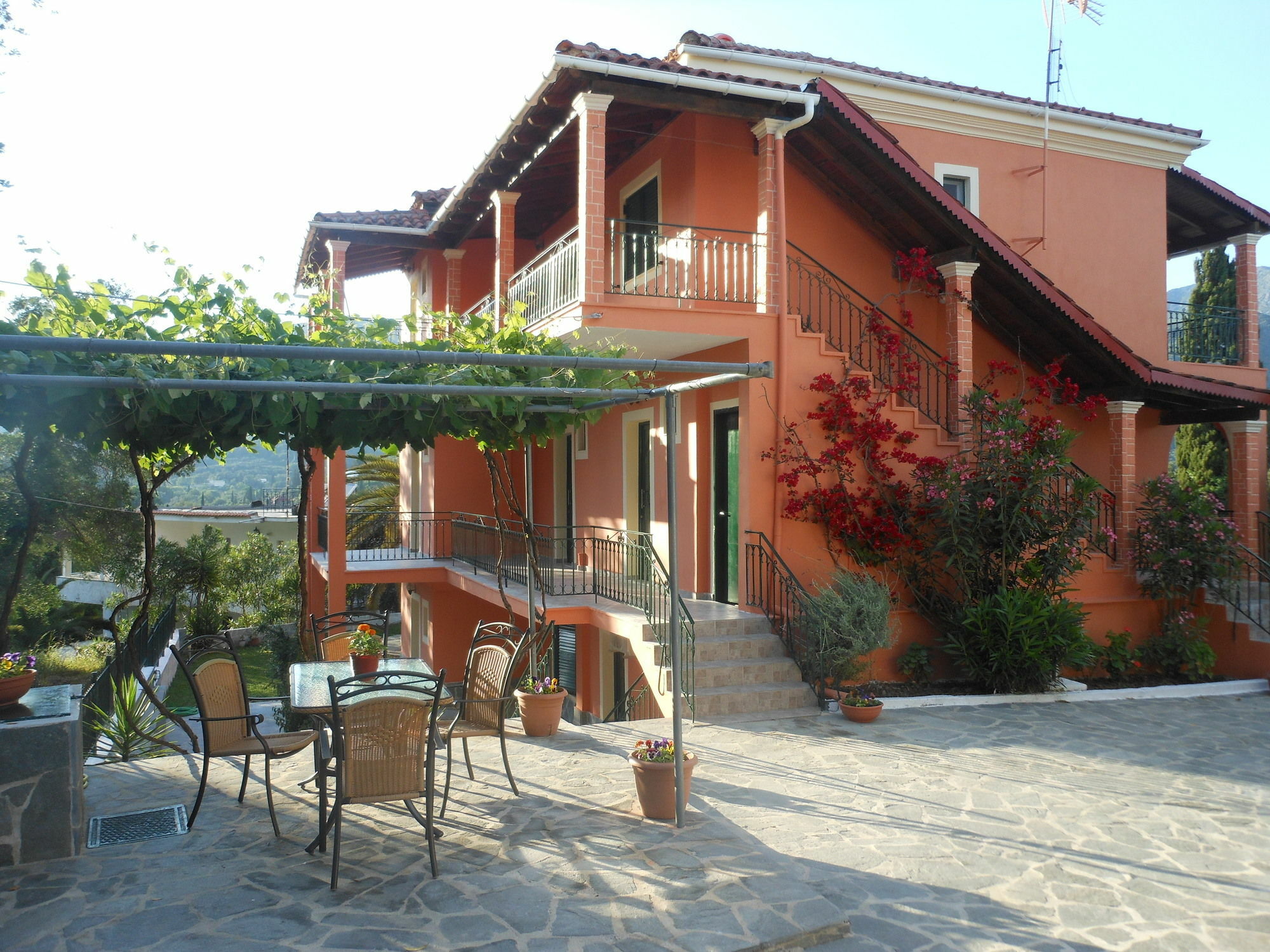 Ziogas Luxury Apartments Dassia  Esterno foto